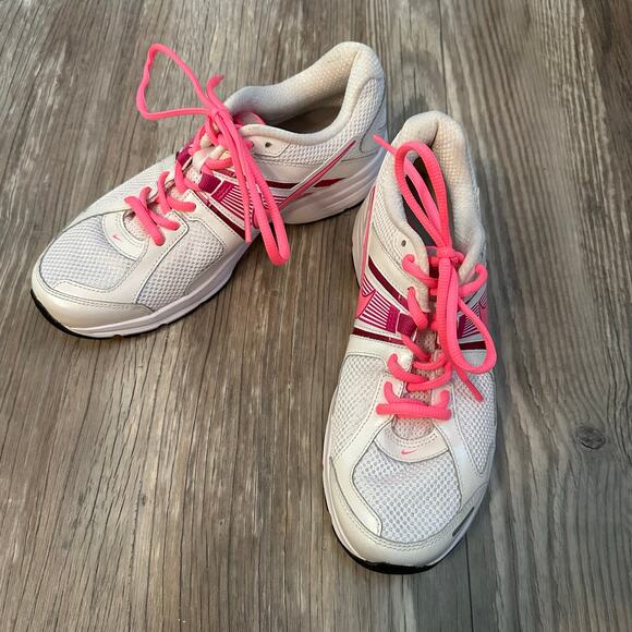 NIKE DART 580427-100 White Pink Lace Up RUNNING WALKING SNEAKER‎ Shoes Women’s 8 - Picture 9 of 9